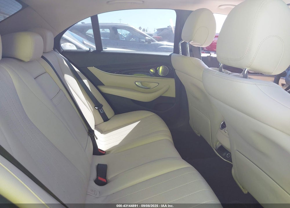 2017 MERCEDES-BENZ E 300 VIN: WDDZF4JB2HA094360