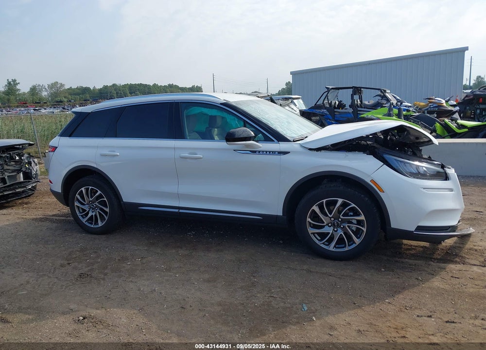 2022 LINCOLN CORSAIR STANDARD VIN: 5LMCJ1D99NUL20841