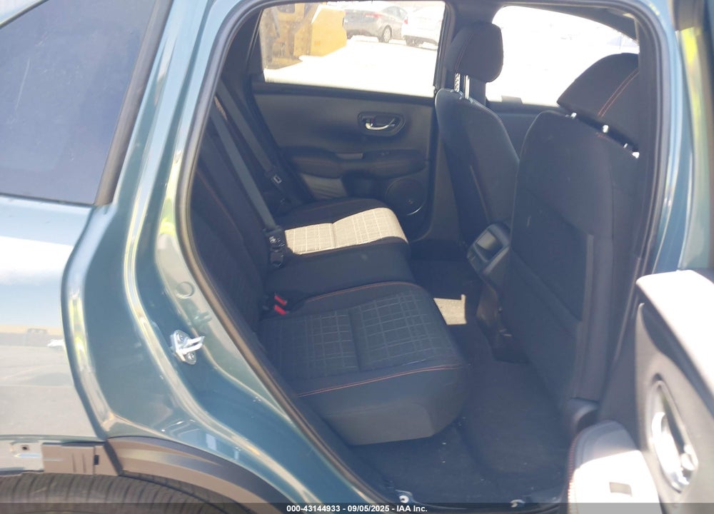 2025 HONDA HR-V 2WD SPORT VIN: 3CZRZ1H53SM746794