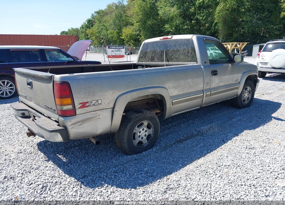2002 CHEVROLET SILVERADO 1500 LS VIN: 1GCEK14T52Z230125