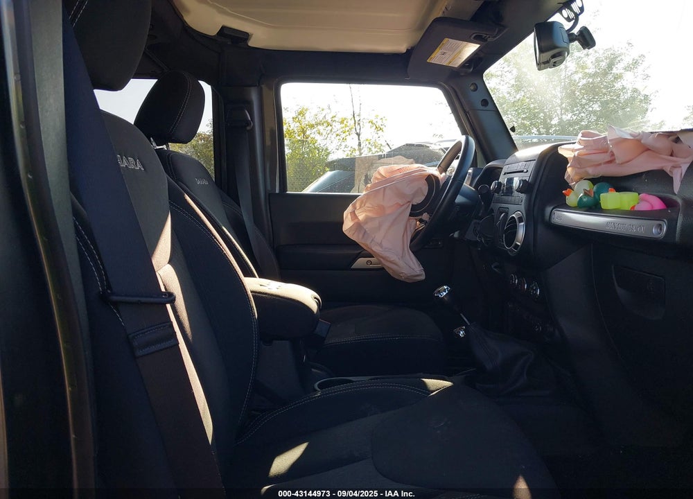 2017 JEEP WRANGLER UNLIMITED VIN: 1C4BJWEG5HL525760