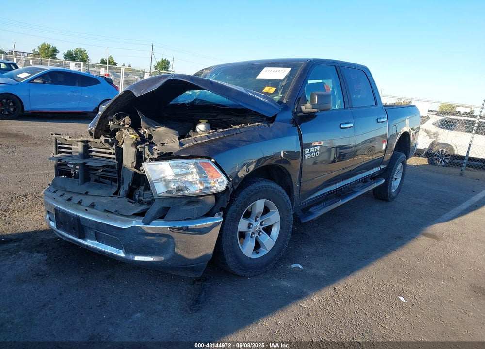 2018 RAM 1500 SLT 4X4 5'7 BOX VIN: 1C6RR7LGXJS250597