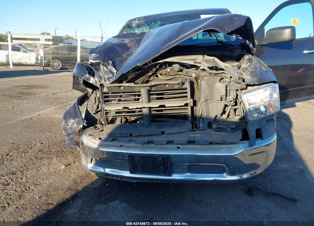 2018 RAM 1500 SLT 4X4 5'7 BOX VIN: 1C6RR7LGXJS250597