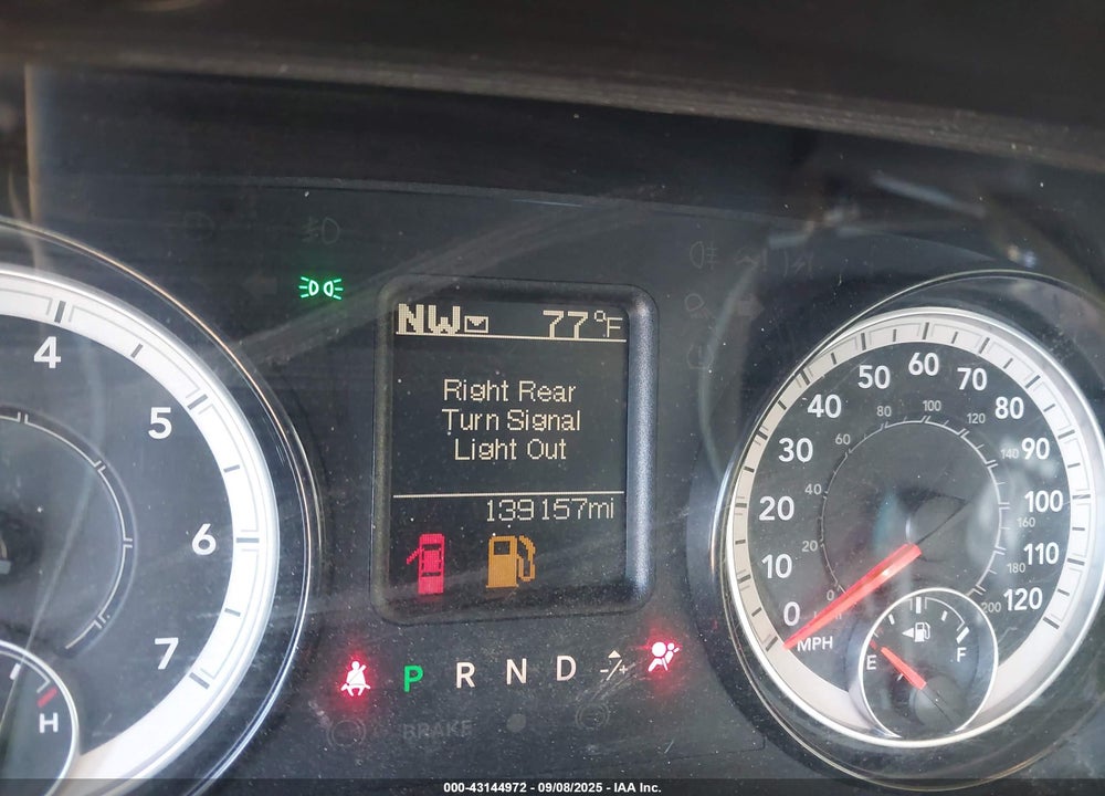 2018 RAM 1500 SLT 4X4 5'7 BOX VIN: 1C6RR7LGXJS250597