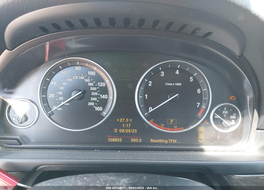 2011 BMW 5 SERIES VIN: WBAFR7C59BC266616