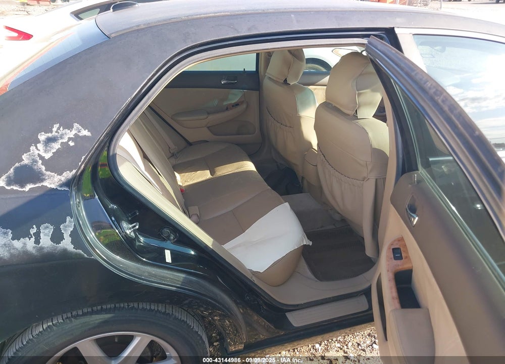 2004 HONDA ACCORD 3.0 EX VIN: 1HGCM66594A005769