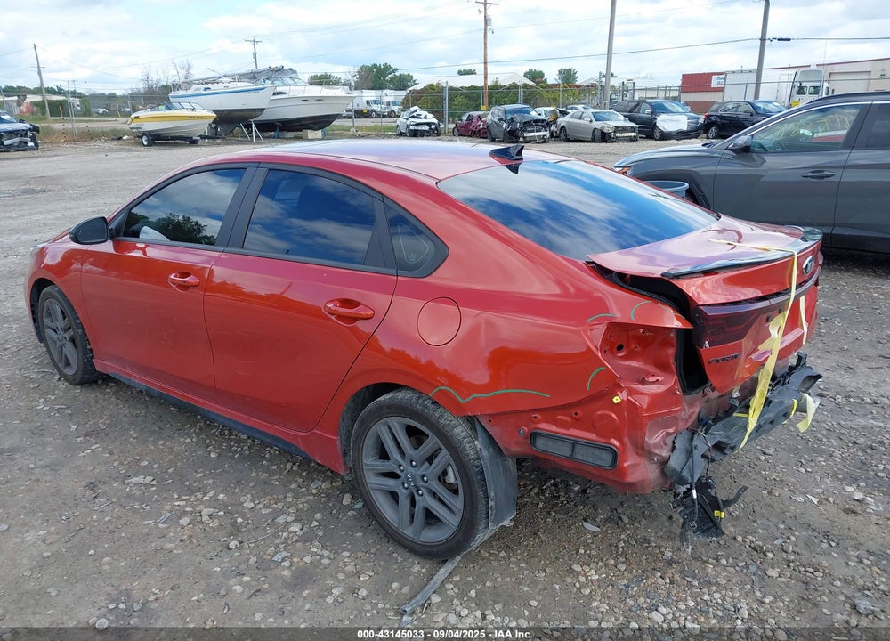 2021 KIA FORTE VIN: 3KPF34AD9ME398185