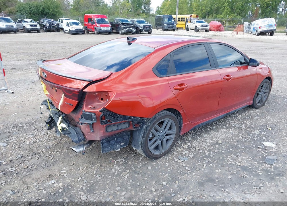 2021 KIA FORTE VIN: 3KPF34AD9ME398185
