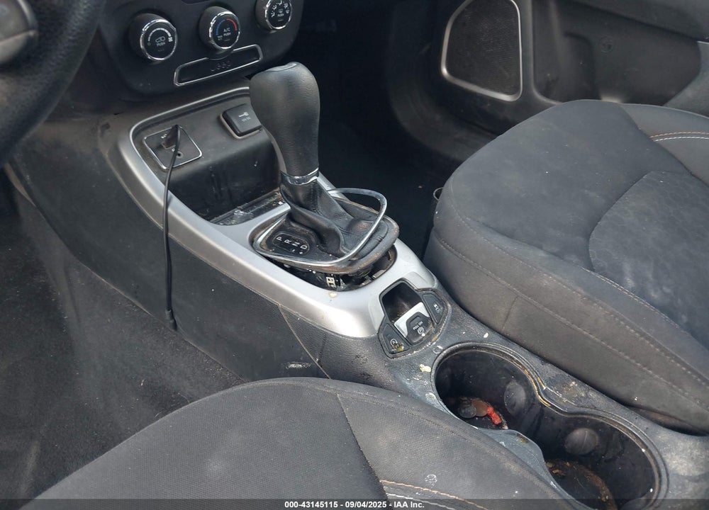 2018 JEEP COMPASS VIN: 3C4NJCABXJT263377