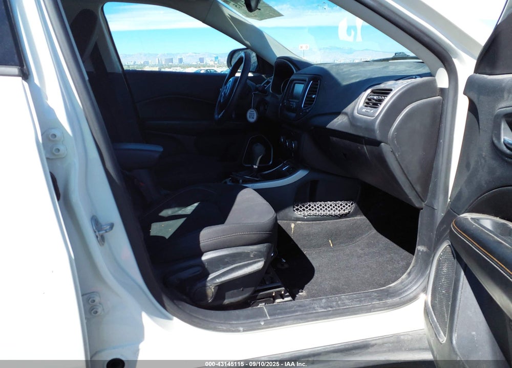 2018 JEEP COMPASS VIN: 3C4NJCABXJT263377