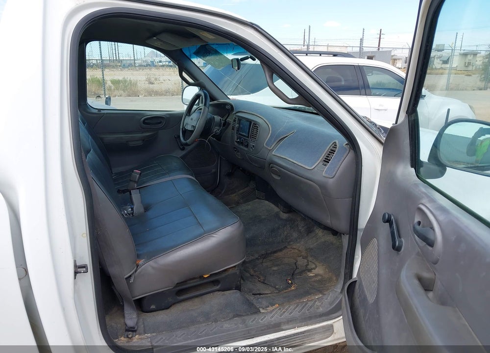 2001 FORD F-150 XL/XLT VIN: 1FTRF17WX1NA32027