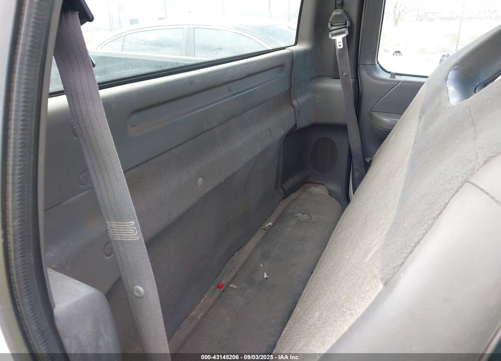 2001 FORD F-150 XL/XLT VIN: 1FTRF17WX1NA32027
