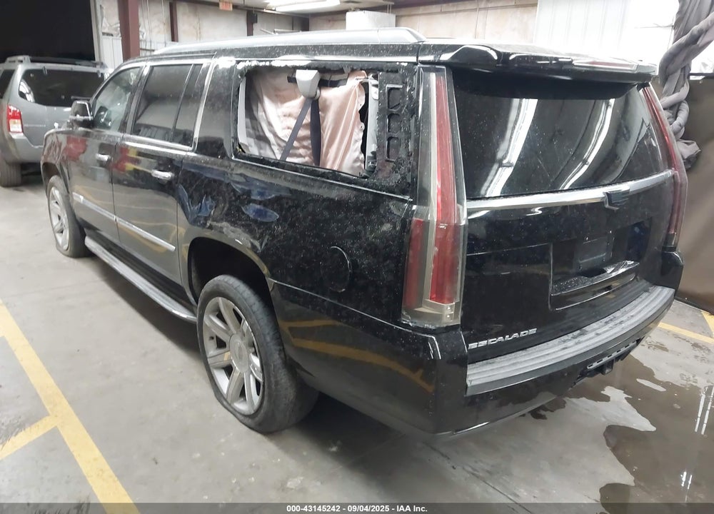 2015 CADILLAC ESCALADE ESV VIN: 1GYS3SKJ7FR703160