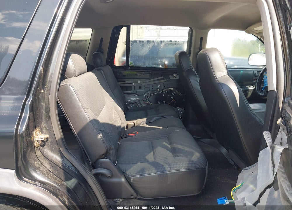 2003 DODGE DURANGO SPORT/SXT VIN: 1D4HS38NX3F537316
