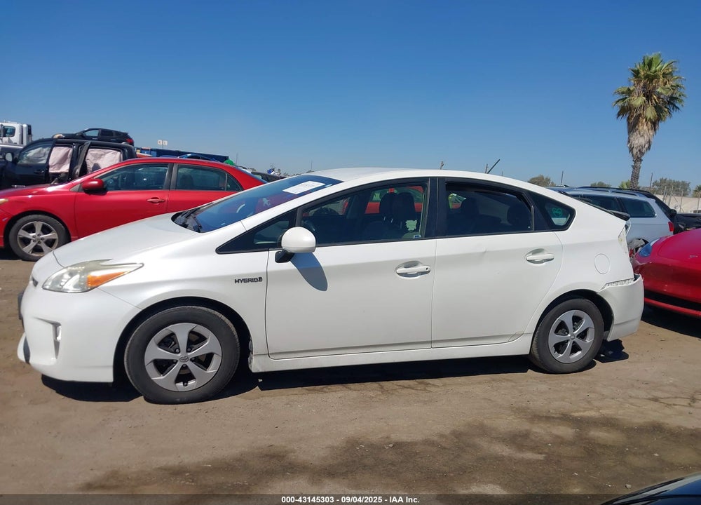 2015 TOYOTA PRIUS VIN: JTDKN3DU9F0402908