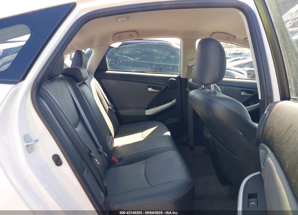 2015 TOYOTA PRIUS VIN: JTDKN3DU9F0402908