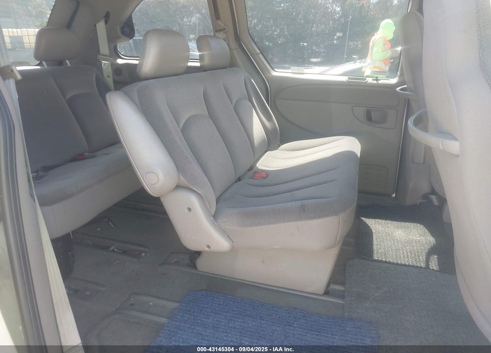 2001 DODGE CARAVAN SE VIN: 1B4GP25R81B264468