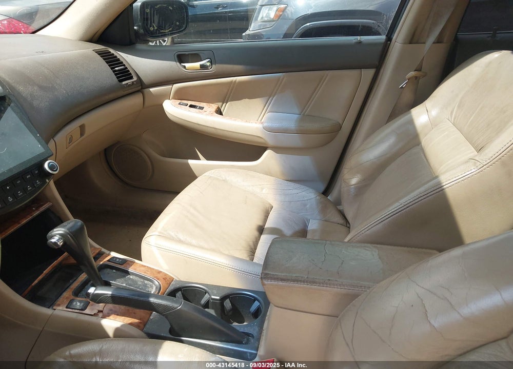 2005 HONDA ACCORD 3.0 EX VIN: 1HGCM66585A043396