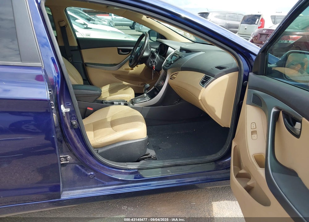 2013 HYUNDAI ELANTRA VIN: 5NPDH4AE0DH276635