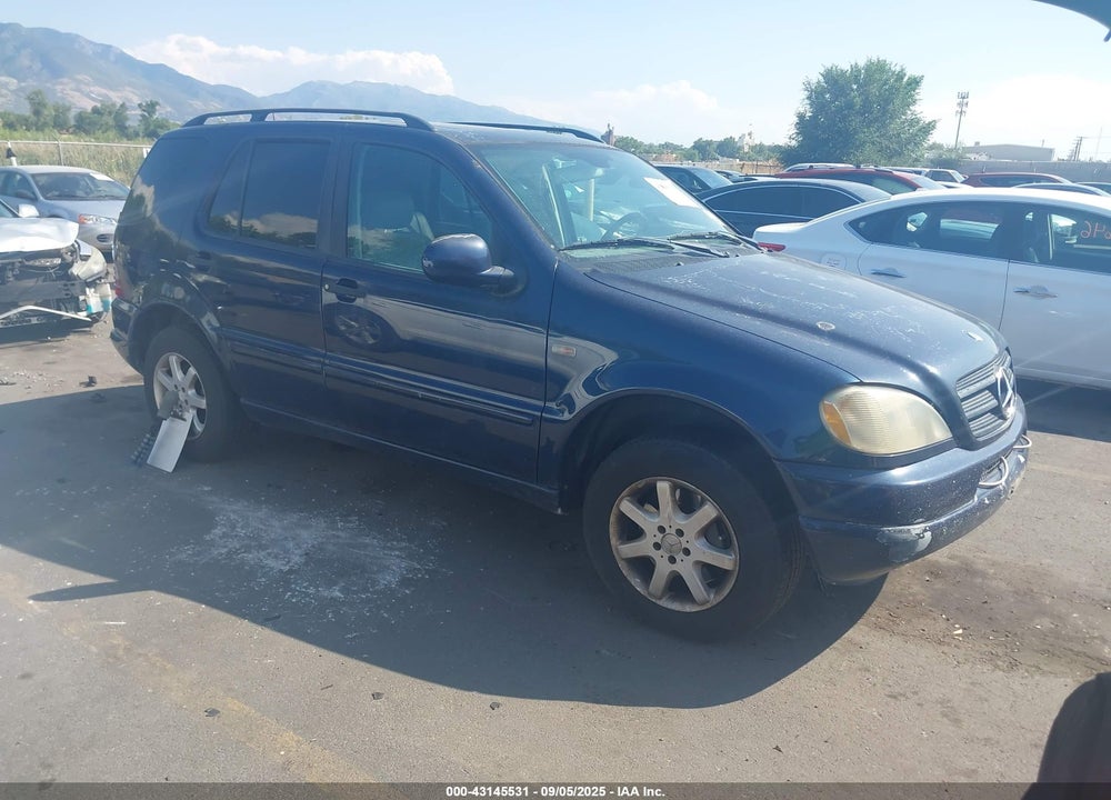 2000 MERCEDES-BENZ ML 430 VIN: 4JGAB72E8YA167658