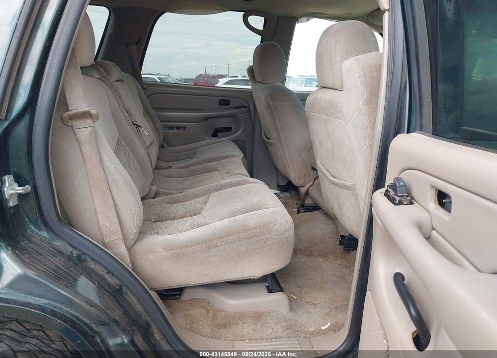 2004 CHEVROLET TAHOE LS VIN: 1GNEC13V24J298603