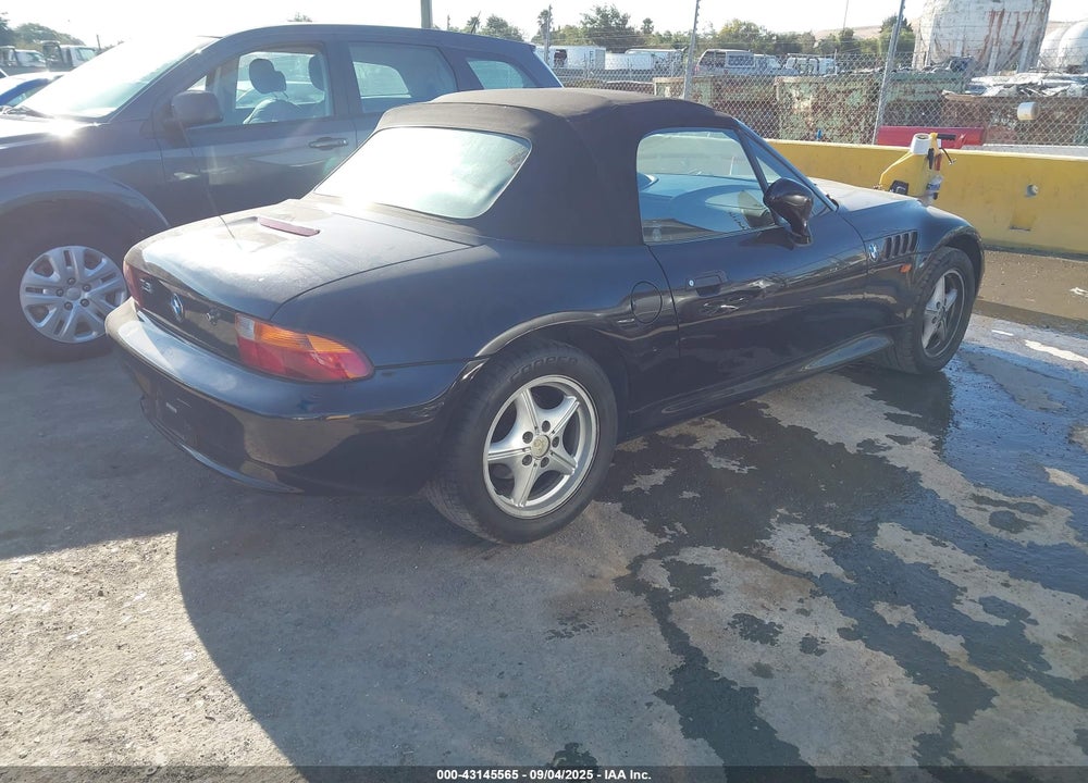 1998 BMW Z3 1.9 VIN: 4USCH7339WLD16781