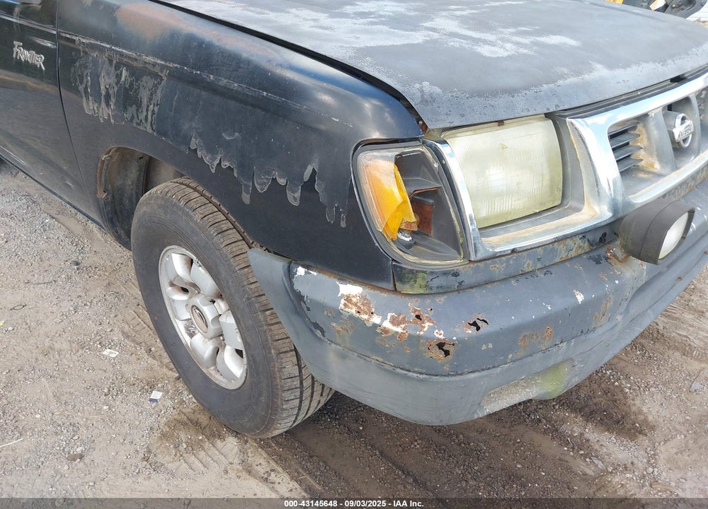 2000 NISSAN FRONTIER XE VIN: 1N6DD26S8YC422566