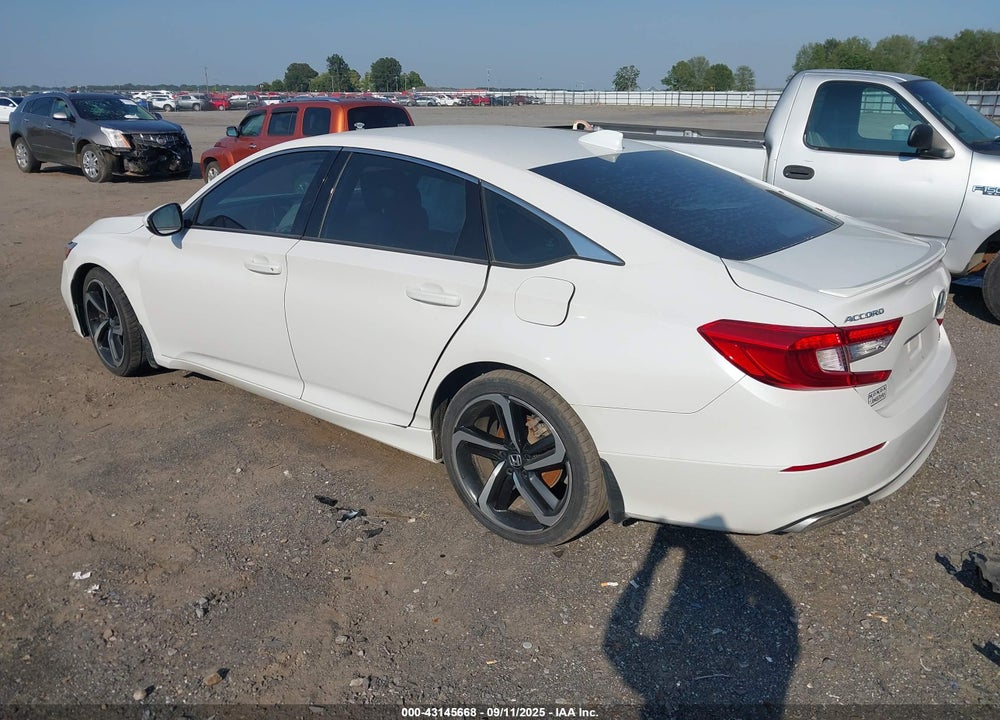 2018 HONDA ACCORD VIN: 1HGCV1F35JA077143