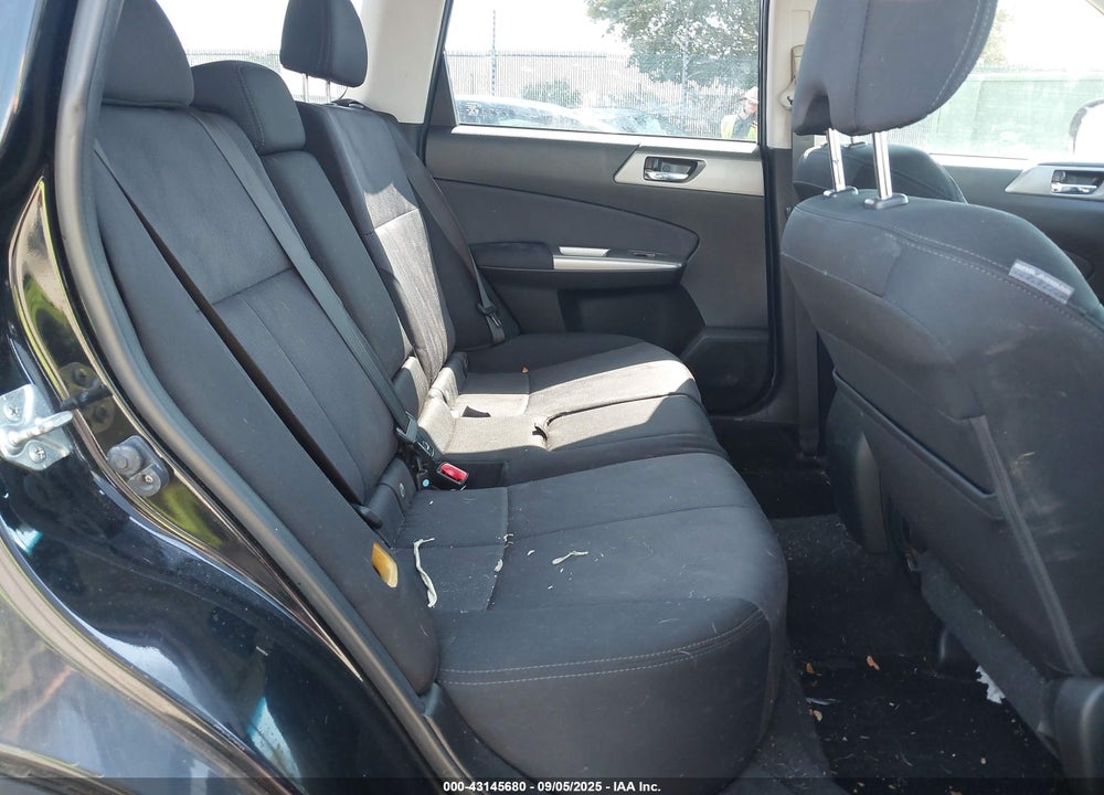 2010 SUBARU FORESTER 2.5X PREMIUM VIN: JF2SH6CC7AH763728