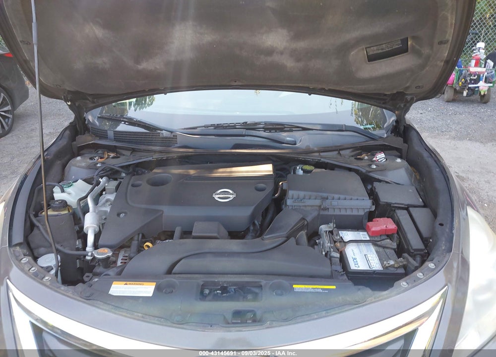 2013 NISSAN ALTIMA VIN: 1N4AL3AP5DC215179