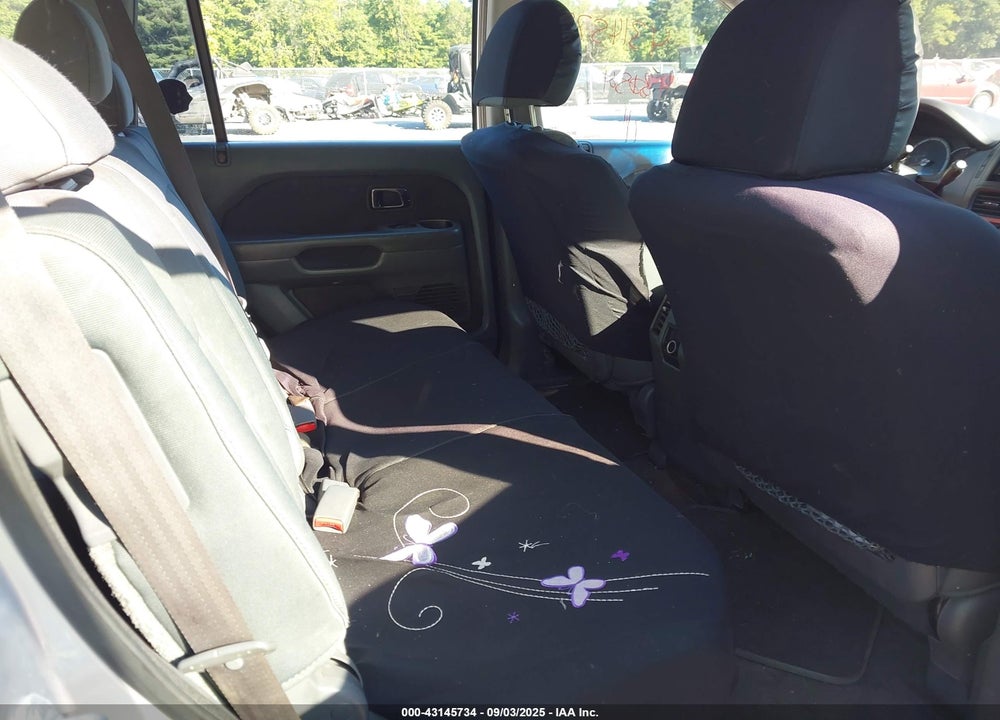 2006 HONDA PILOT VIN: 2HKYF181X6H564092