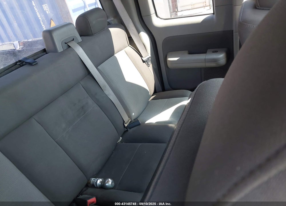 2006 FORD F-150 STX/XLT VIN: 1FTRX02W46KC19013