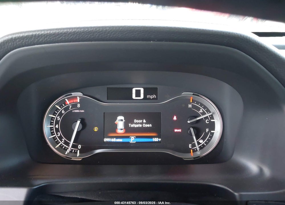 2018 HONDA PILOT VIN: 5FNYF5H55JB031875