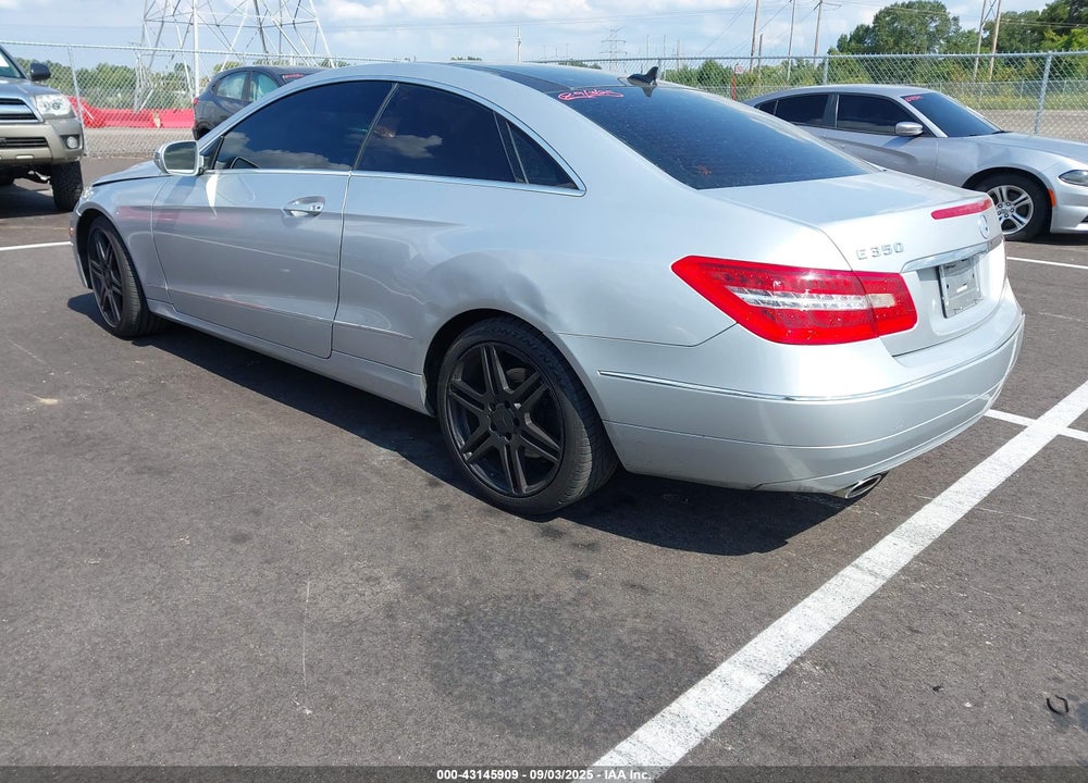 2010 MERCEDES-BENZ E-CLASS VIN: WDDKJ5GB4AF016636