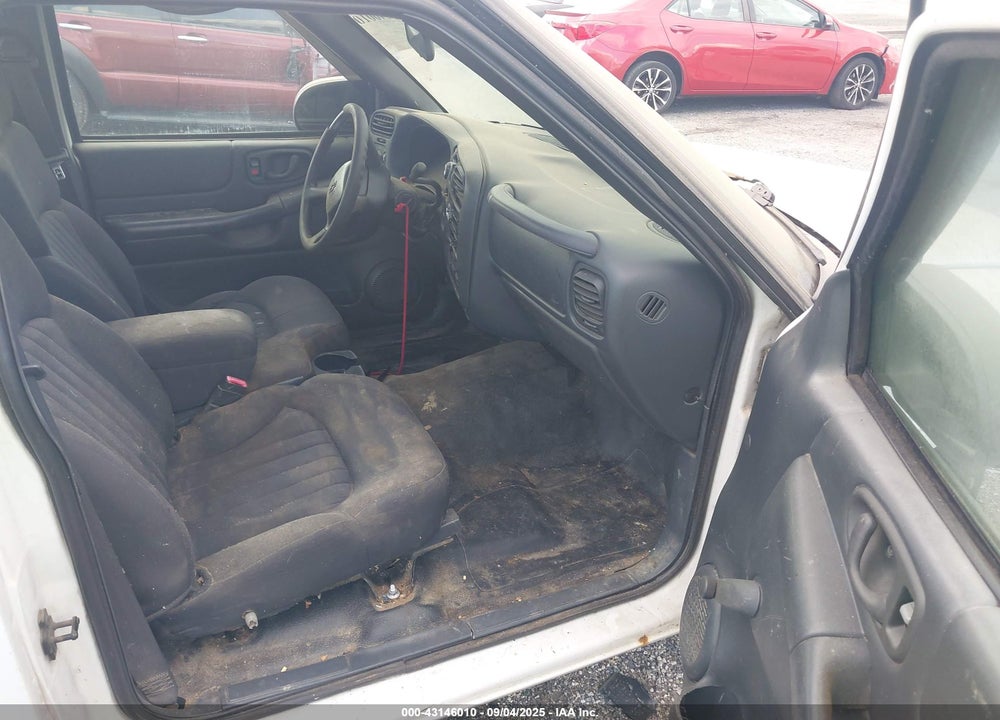 2003 CHEVROLET S-10 VIN: 1GCCS14H738274217