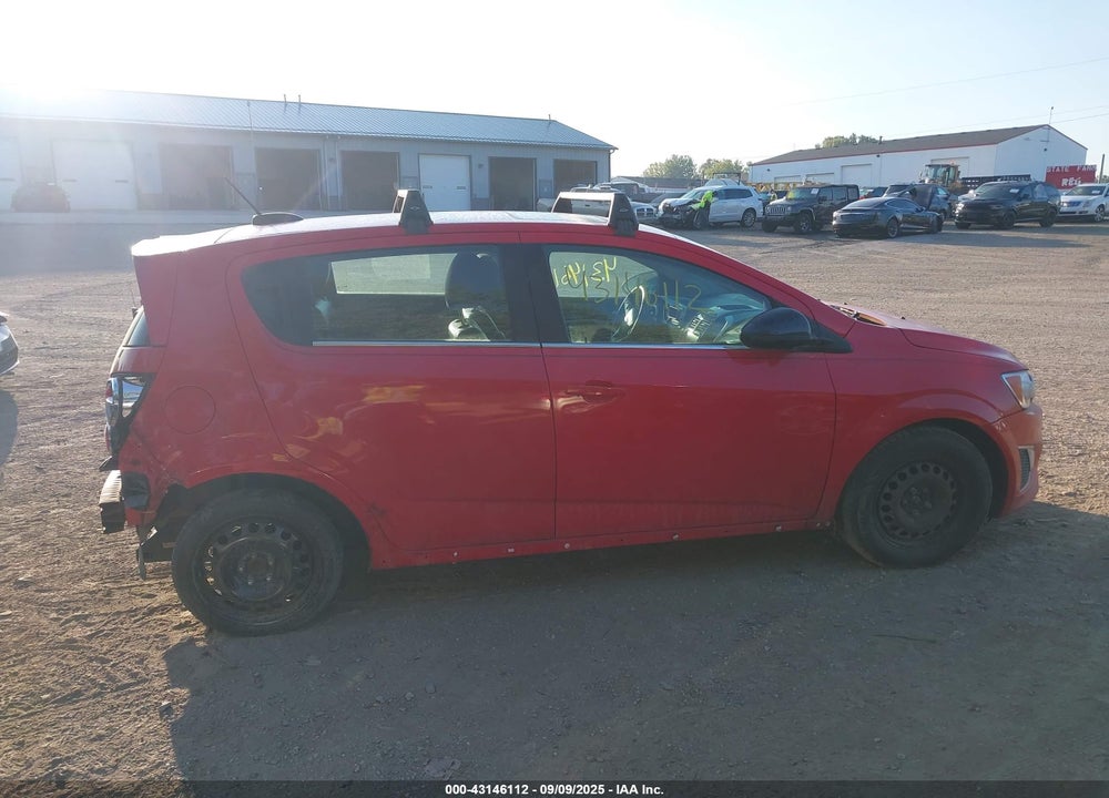 2015 CHEVROLET SONIC VIN: 1G1JH6SB6F4101231