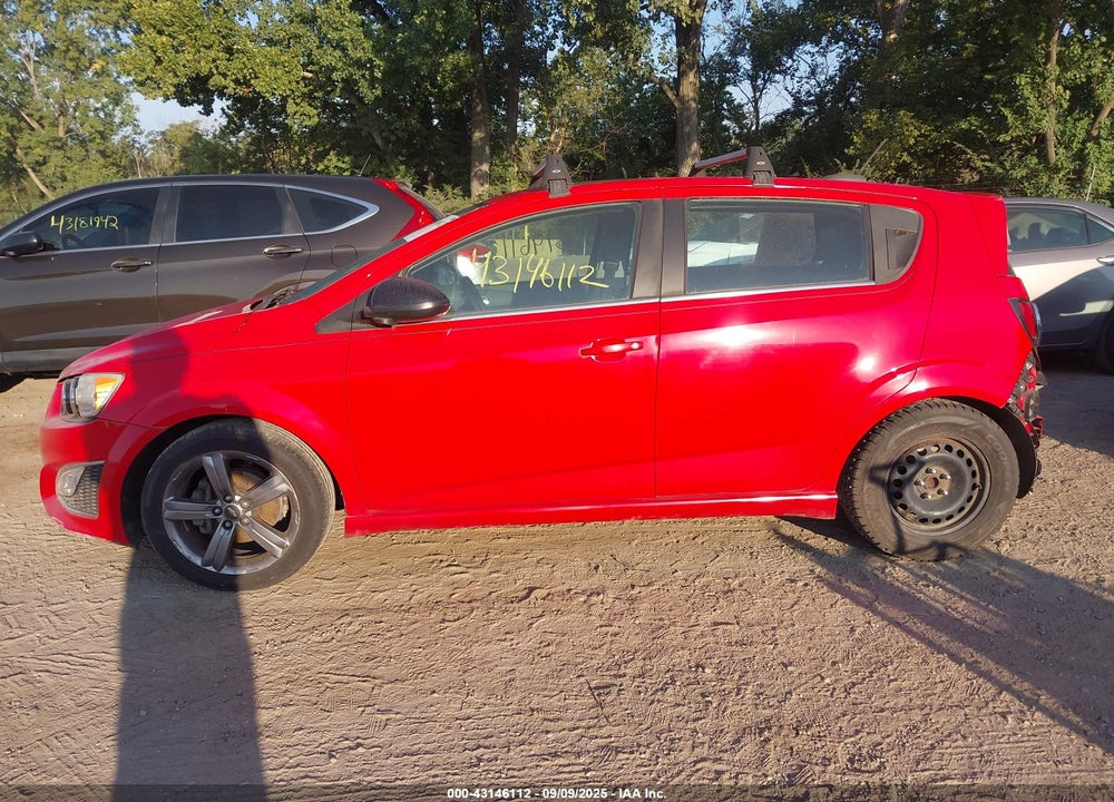 2015 CHEVROLET SONIC VIN: 1G1JH6SB6F4101231