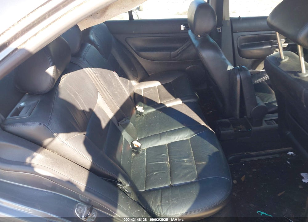 2004 VOLKSWAGEN JETTA GLS 2.0L VIN: 3VWSA69M14M042501