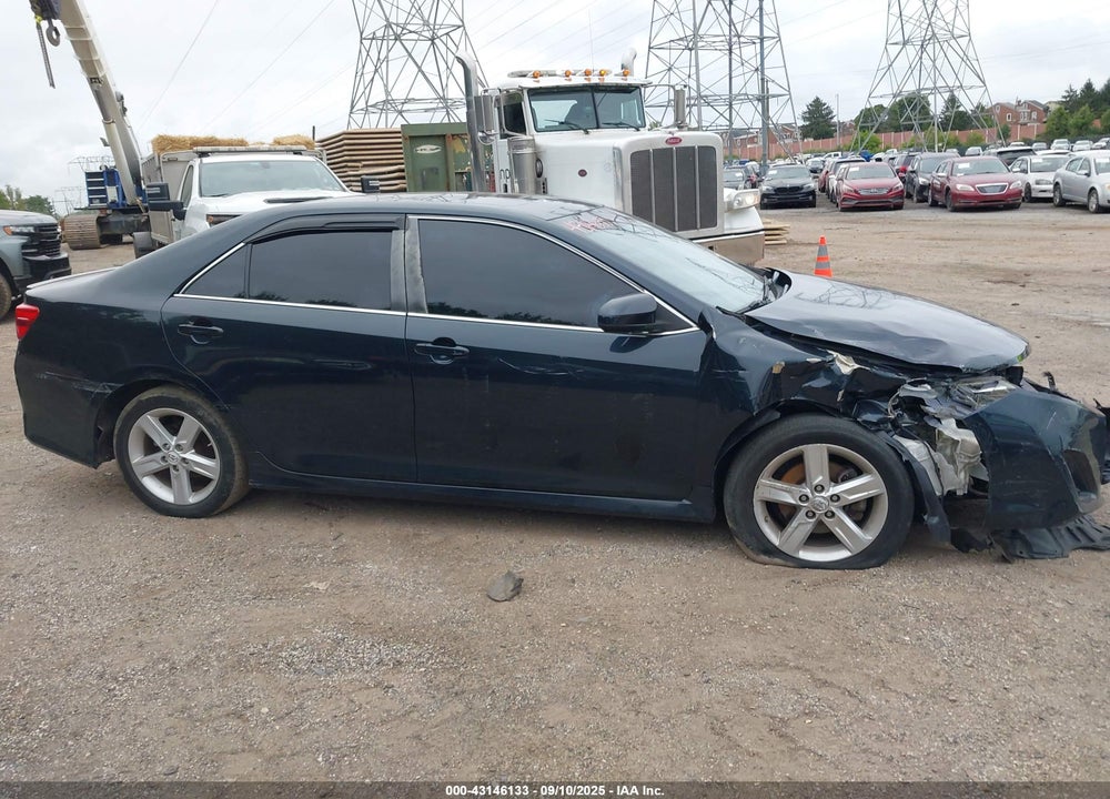 2013 TOYOTA CAMRY SE VIN: 4T1BF1FKXDU210878