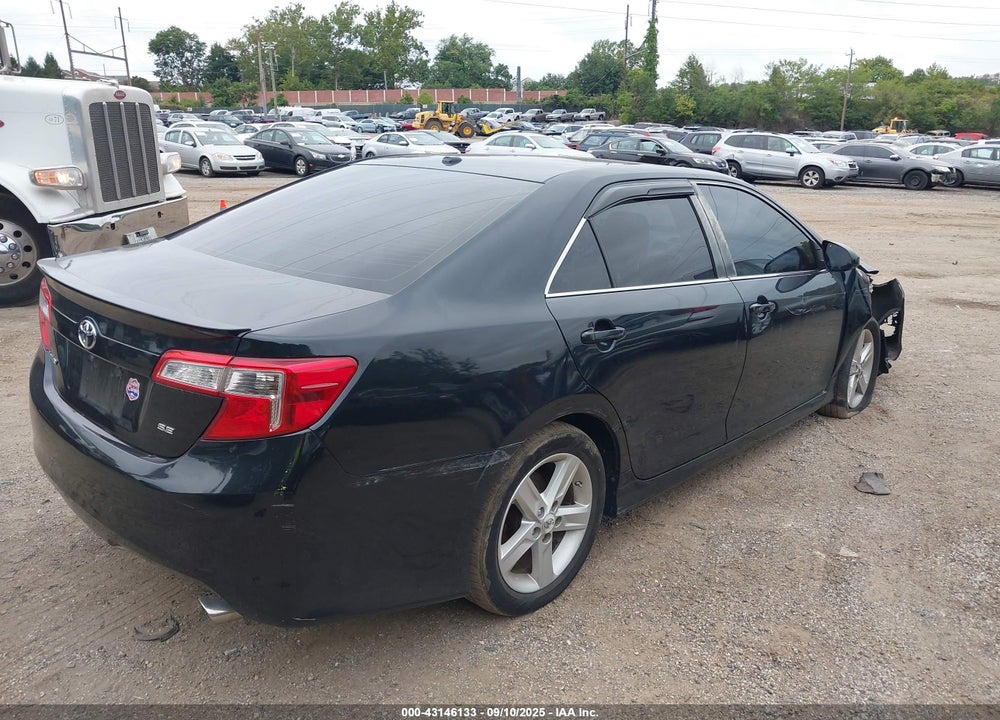 2013 TOYOTA CAMRY SE VIN: 4T1BF1FKXDU210878