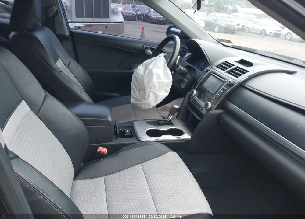 2013 TOYOTA CAMRY SE VIN: 4T1BF1FKXDU210878