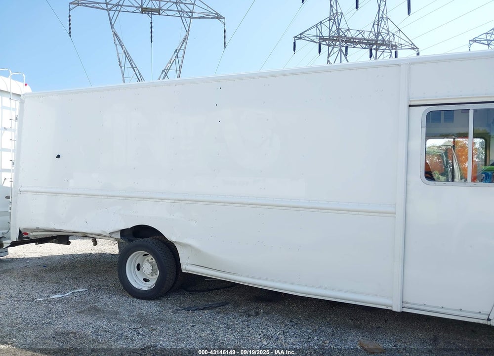 2021 FORD F-59 COMMERCIAL STRIPPED VIN: 1F65F5KN9M0A04180