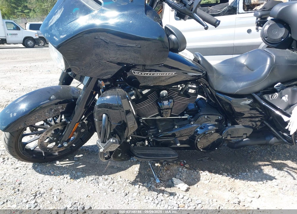 2018 HARLEY-DAVIDSON FLHXS STREET GLIDE SPECIAL VIN: 1HD1KRC10JB648739