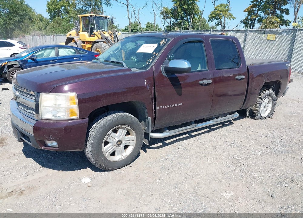 2008 CHEVROLET SILVERADO 1500 LT1 VIN: 2GCEK13M181164717