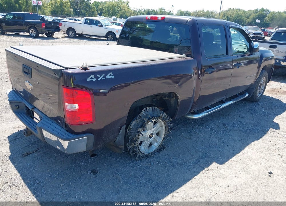 2008 CHEVROLET SILVERADO 1500 LT1 VIN: 2GCEK13M181164717