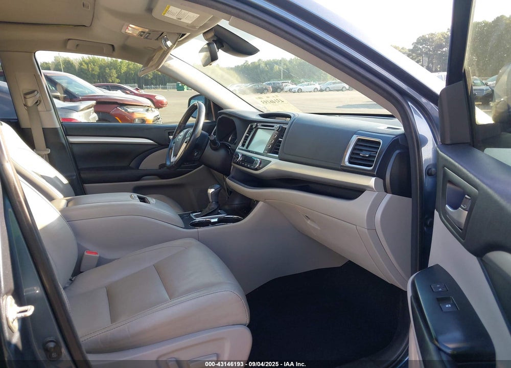 2017 TOYOTA HIGHLANDER VIN: 5TDKZRFH0HS521020