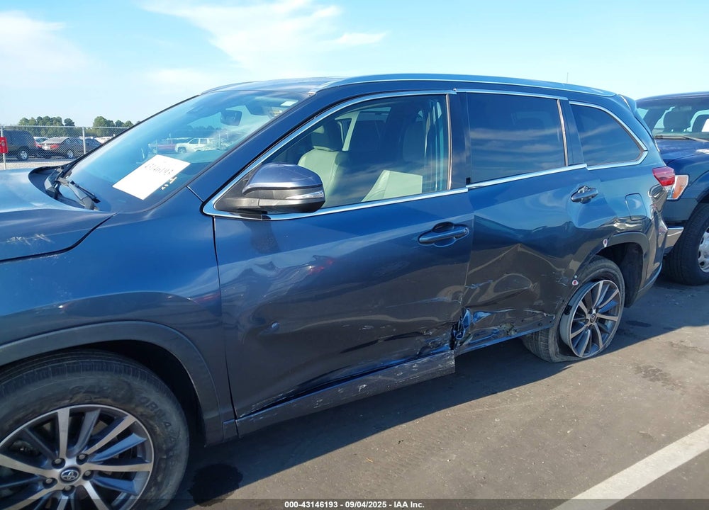 2017 TOYOTA HIGHLANDER VIN: 5TDKZRFH0HS521020