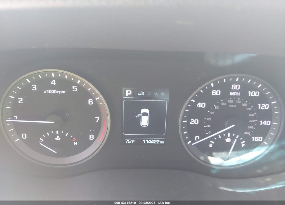 2016 HYUNDAI TUCSON VIN: KM8J33A47GU120083