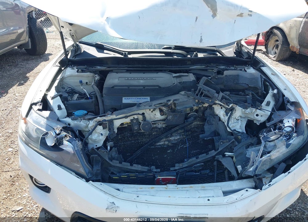 2013 HONDA ACCORD VIN: 1HGCT2B87DA009380