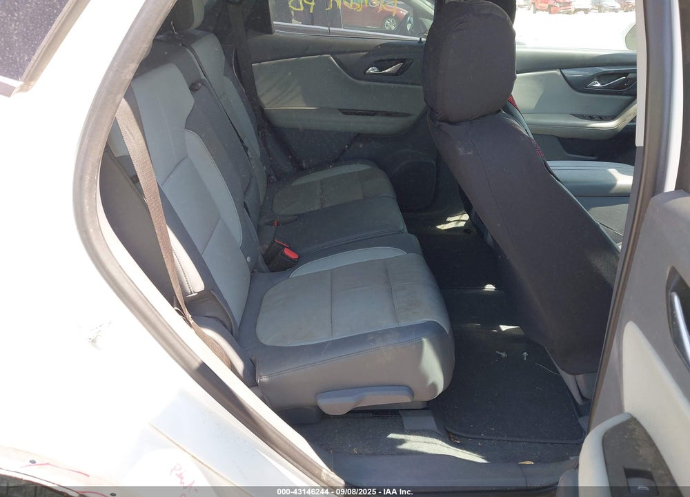 2020 CHEVROLET BLAZER VIN: 3GNKBJR47LS615194